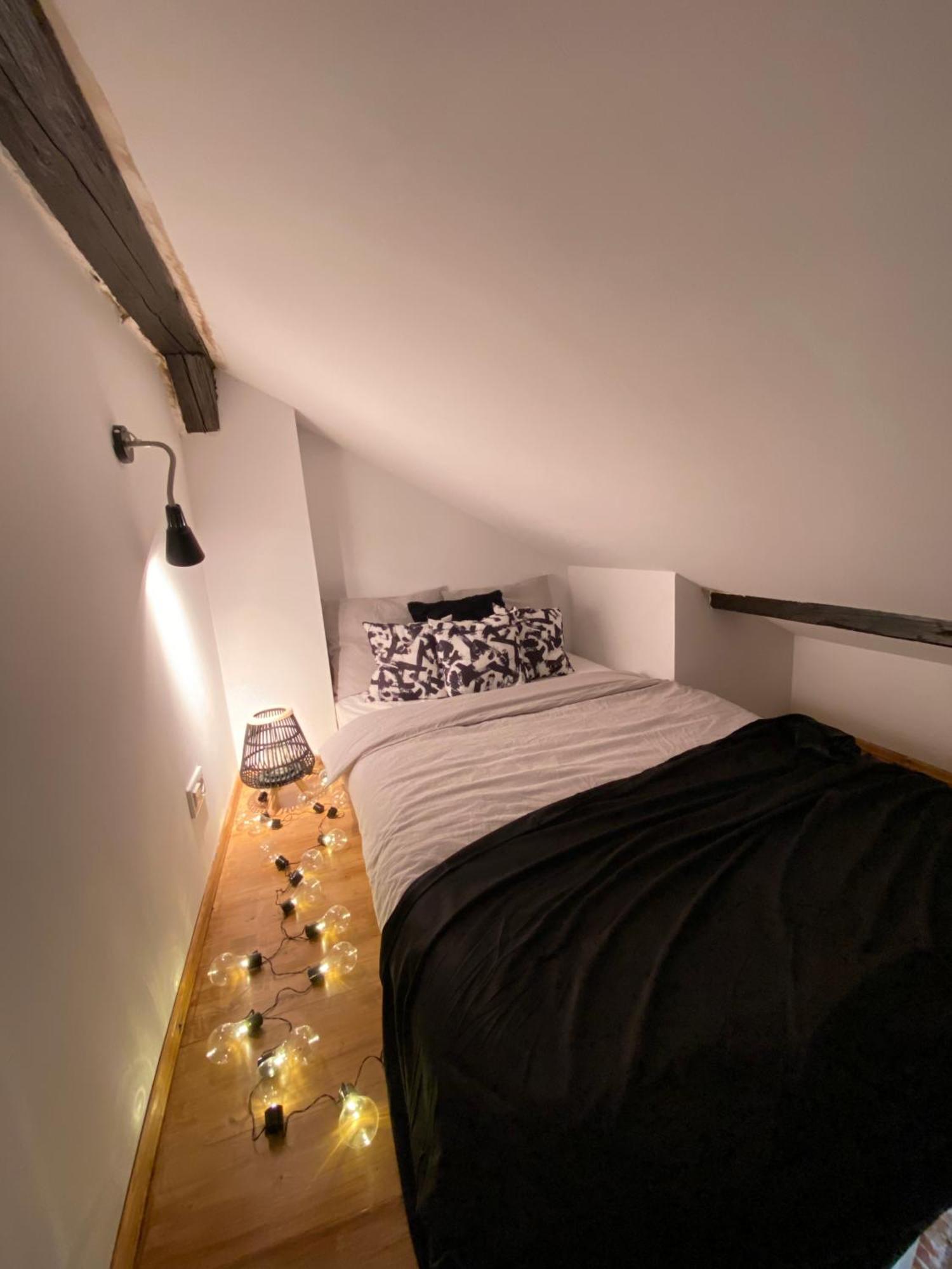 High Five Krakow Apartment Luaran gambar