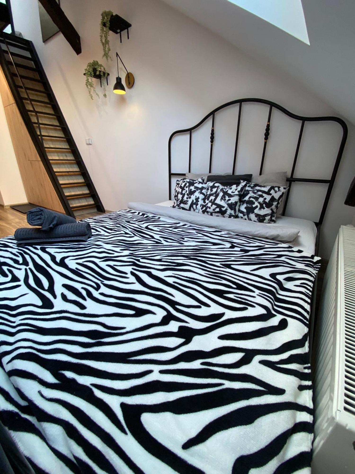 High Five Krakow Apartment Luaran gambar