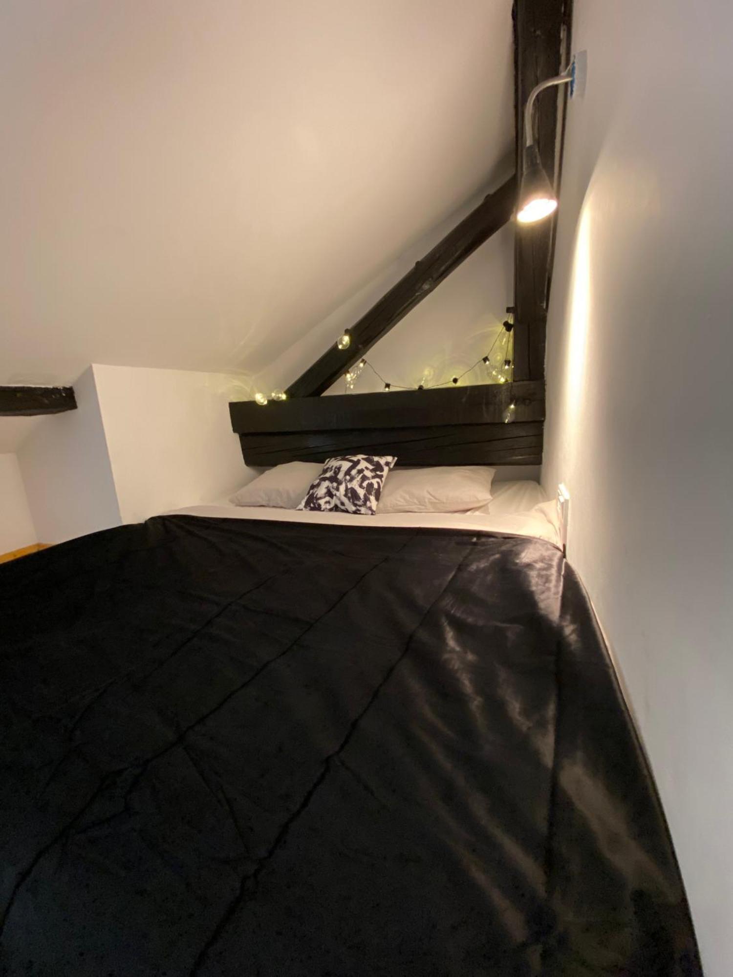 High Five Krakow Apartment Luaran gambar